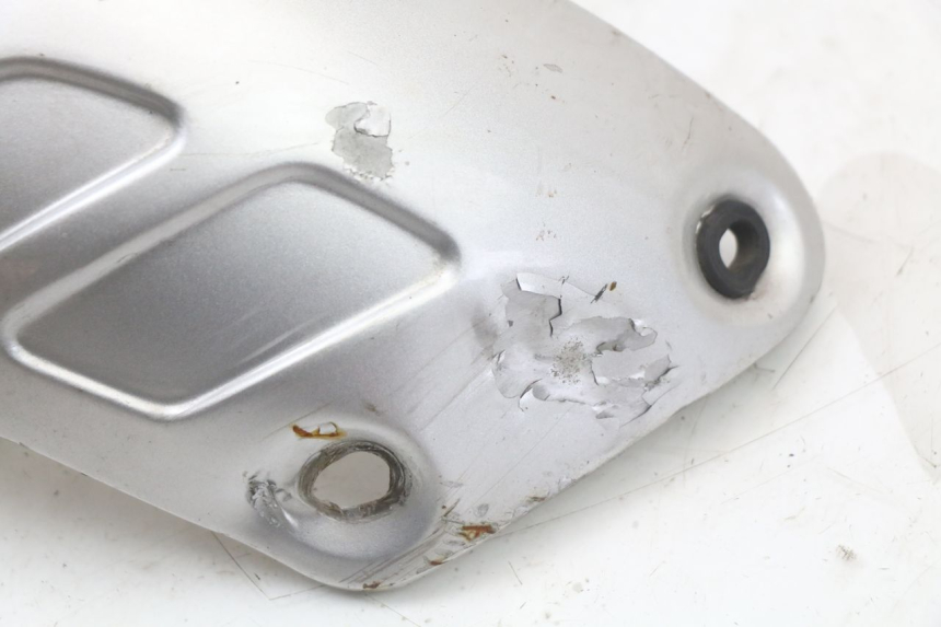 photo de CARTER ECHAPPEMENT YAMAHA TDR DELTABOX 125 (1997 - 2003) - Autre angle de vue