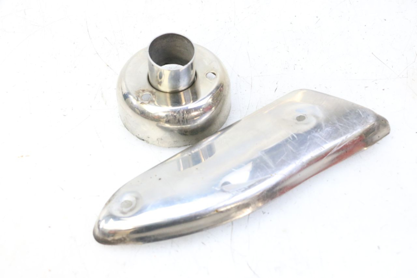 photo de CARTER ECHAPPEMENT PEUGEOT V-CLIC VCLIC 50 (2007 - 2013) - Détail de la pièce