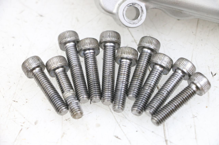 photo de CARTER EMBRAYAGE YAMAHA FZ6 N FAZER 600 (2004 - 2006) - Zoom composants