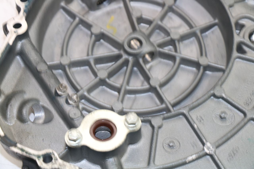 photo de CARTER EMBRAYAGE KTM DUKE 390 (2013 - 2017) - Gros plan technique