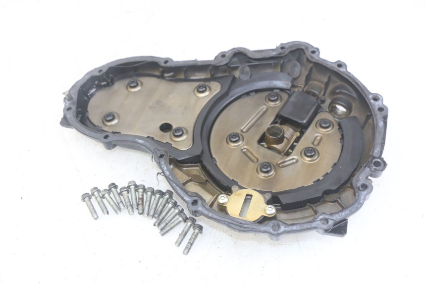 photo de CARTER EMBRAYAGE TRIUMPH SPRINT ST 955 (1999 - 2001) - Gros plan technique