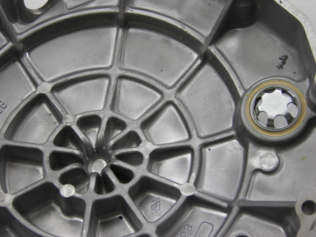 photo de CARTER EMBRAYAGE SUZUKI GSF BANDIT 1200 (1996 - 1999) - État de surface