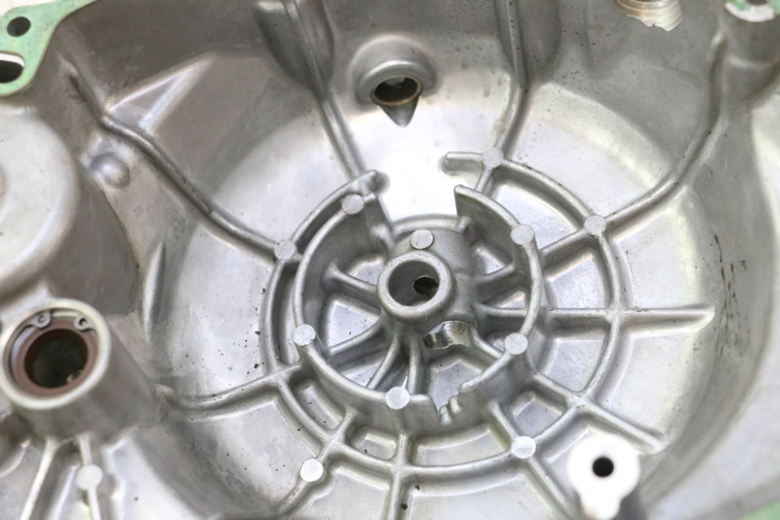 photo de CARTER EMBRAYAGE HONDA XLV VARADERO 125 (2007 - 2012) - Autre angle de vue