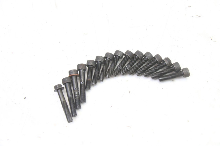 photo de CARTER HUILE YAMAHA FJ 36Y 1100 (1984 - 1985) - Gros plan technique