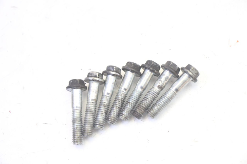 photo de CARTER HUILE PIAGGIO MP3 LT 300 (2010 - 2016) - Gros plan technique