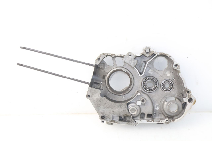 photo de CARTER MOTEUR DROIT ORION AGB37 CRF1 DIRT BIKE 125 (2013 - 2021) - Gros plan technique