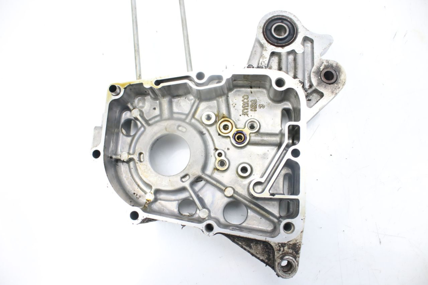 photo de CARTER MOTEUR DROIT KYMCO AGILITY DELIVERY 4T 50 (2018 - 2023) - Gros plan technique