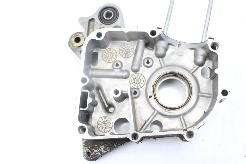 photo de CARTER MOTEUR DROIT KYMCO AGILITY DELIVERY 4T 50 (2018 - 2023) - Vue d’ensemble