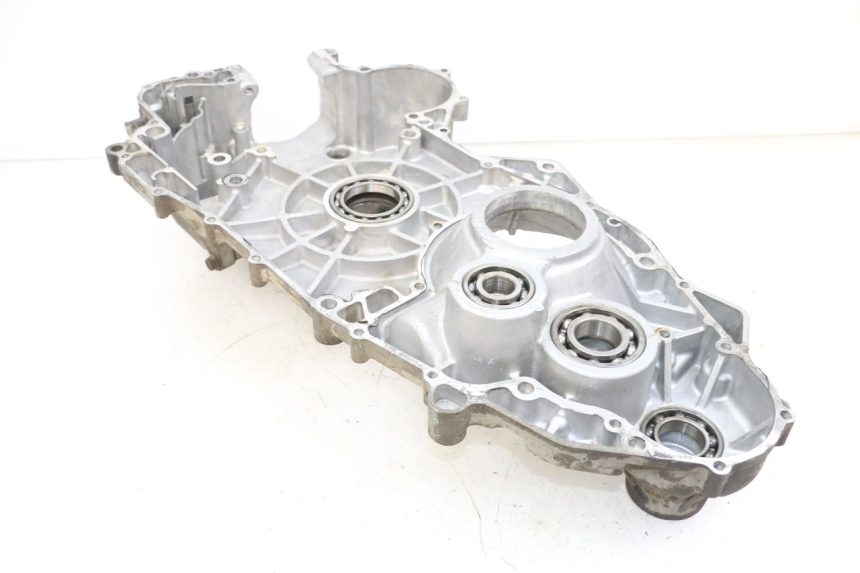 photo de CARTER MOTEUR DROIT SUZUKI BURGMAN 650 (2013 - 2020) - Zoom état d’usage