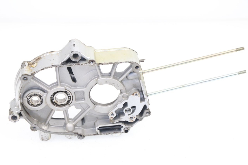 photo de CARTER MOTEUR DROIT CHINESE QUAD ENFANT ATV PUMA 70 - Vue principale