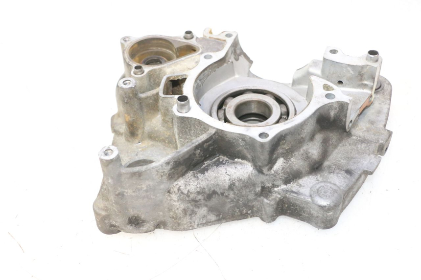 photo de CARTER MOTEUR DROIT HONDA FES PANTHEON 2T 125 (1998 - 2002) - Détail de la pièce