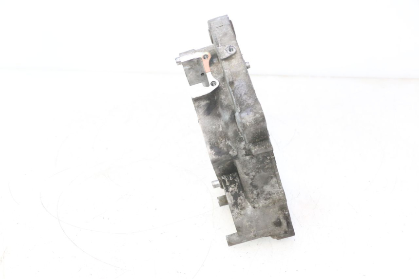 photo de CARTER MOTEUR DROIT HONDA FES PANTHEON 2T 125 (1998 - 2002) - Autre angle de vue