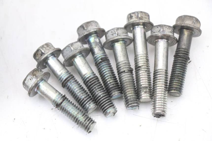 photo de CARTER MOTEUR DROIT HONDA FJS SILVER WING SILVERWING 400 (2005 - 2008) - Vue d’ensemble