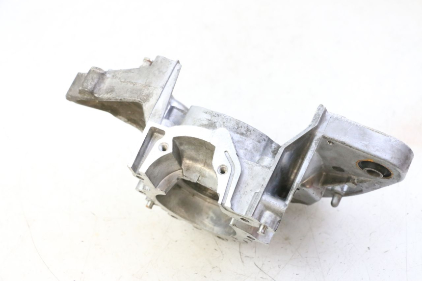 photo de CARTER MOTEUR DROIT PEUGEOT KISBEE 2T 50 (2018 - 2022) - Autre angle de vue