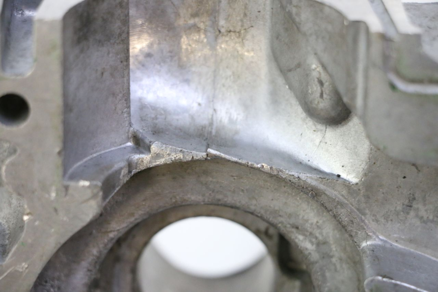 photo de CARTER MOTEUR DROIT PEUGEOT KISBEE 2T 50 (2018 - 2022) - Vue d’ensemble