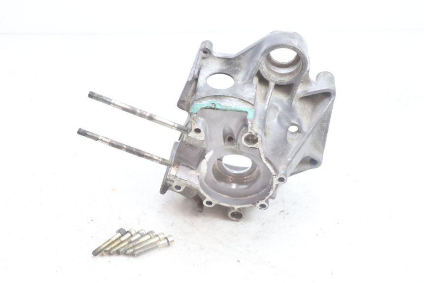 photo de CARTER MOTEUR DROIT YAMAHA NEO'S NEOS 2T 50 (1998 - 2007) - Points de fixation