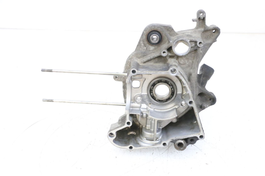 photo de CARTER MOTEUR DROIT YAMAHA NEOS NEO'S 4T 50 (2008 - 2016) - Détail de la pièce