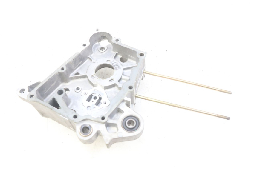 photo de CARTER MOTEUR DROIT SYM ORBIT III 3 4T 50 (2021 - 2025) - Points de fixation