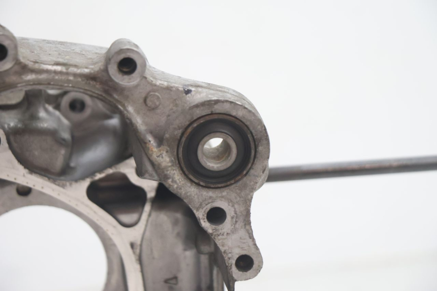 photo de CARTER MOTEUR DROIT HONDA PCX (JF28) 125 (2009 - 2011) - Autre angle de vue