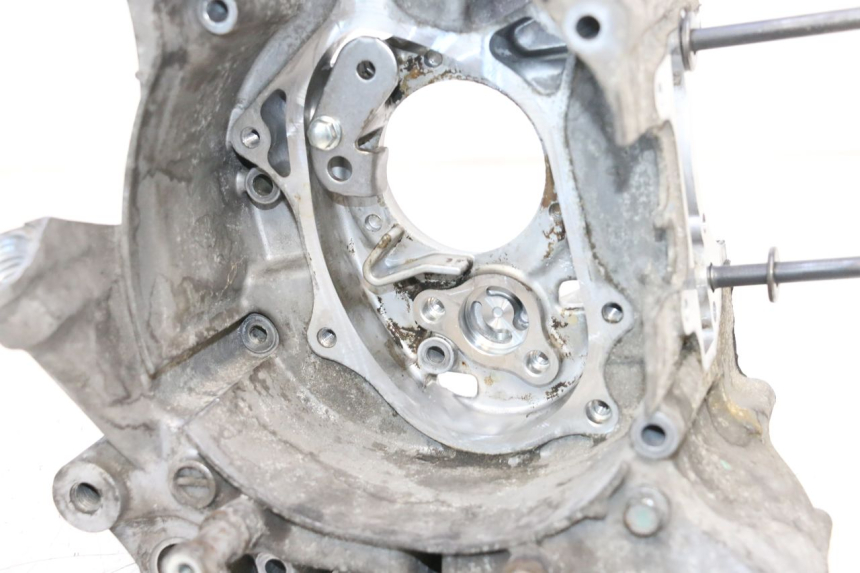 photo de CARTER MOTEUR DROIT HONDA PCX (JF57/JF64) 125 (2014 - 2018) - Marquages et références