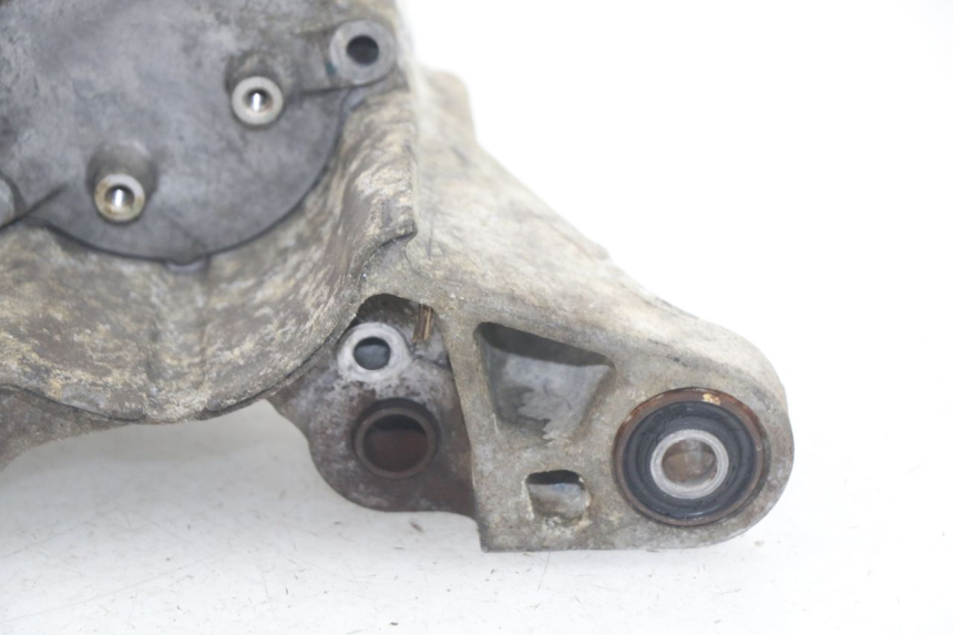 photo de CARTER MOTEUR DROIT HONDA SCV LEAD 100 (2003 - 2007) - Vue d’ensemble