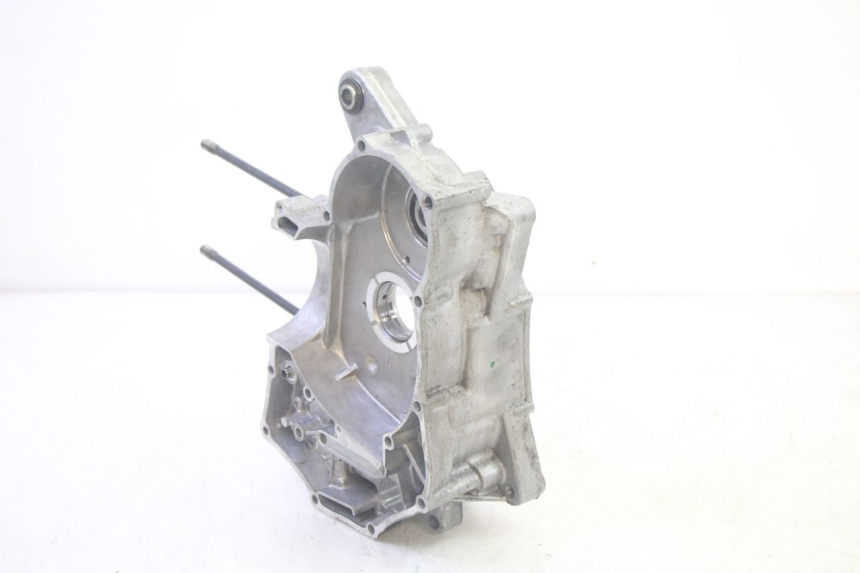 photo de CARTER MOTEUR DROIT YAMAHA TRICITY 300 (2020 - 2024) - Vue d’ensemble