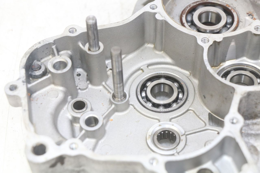 photo de CARTER MOTEUR DROIT PEUGEOT XP6 50 (2006 - 2011) - Vue d’ensemble