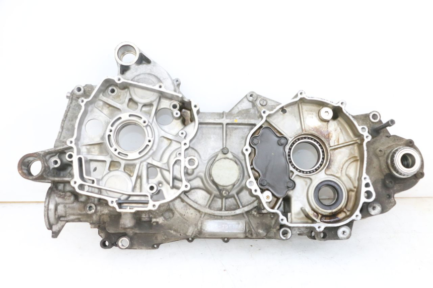 photo de CARTER MOTEUR GAUCHE SUZUKI BURGMAN 650 (2013 - 2020) - Vue principale