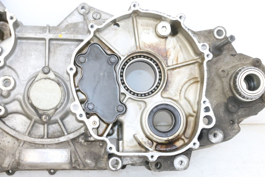 photo de CARTER MOTEUR GAUCHE SUZUKI BURGMAN 650 (2013 - 2020) - Zoom qualité