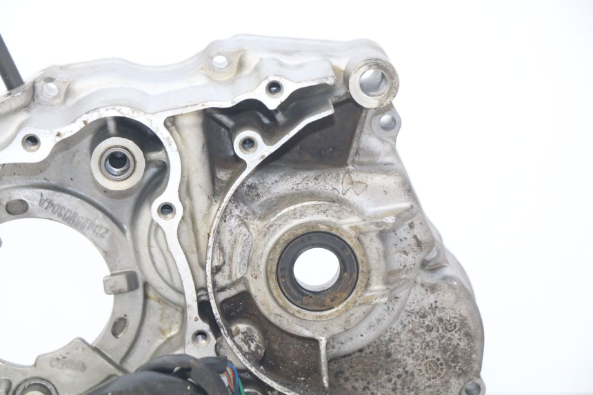 photo de CARTER MOTEUR GAUCHE XTRM FACTORY DIRTBIKE BSE 150 - État de surface