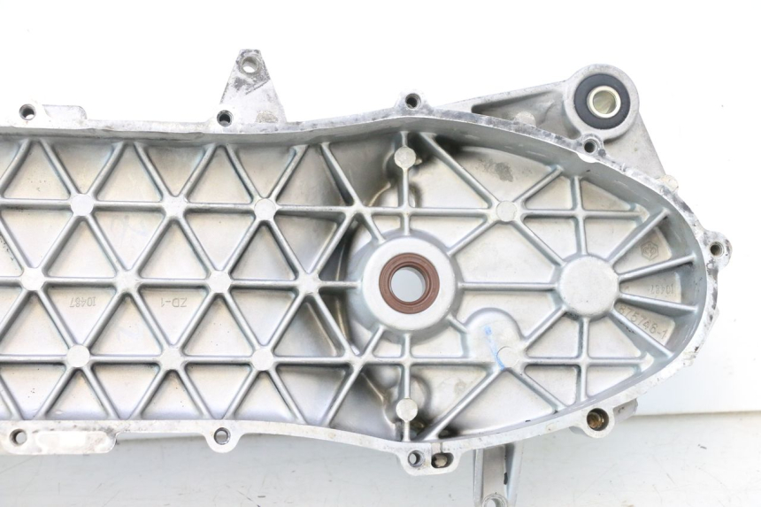 photo de CARTER MOTEUR GAUCHE PIAGGIO FLY 2T 50 (2004 - 2017) - Points de fixation