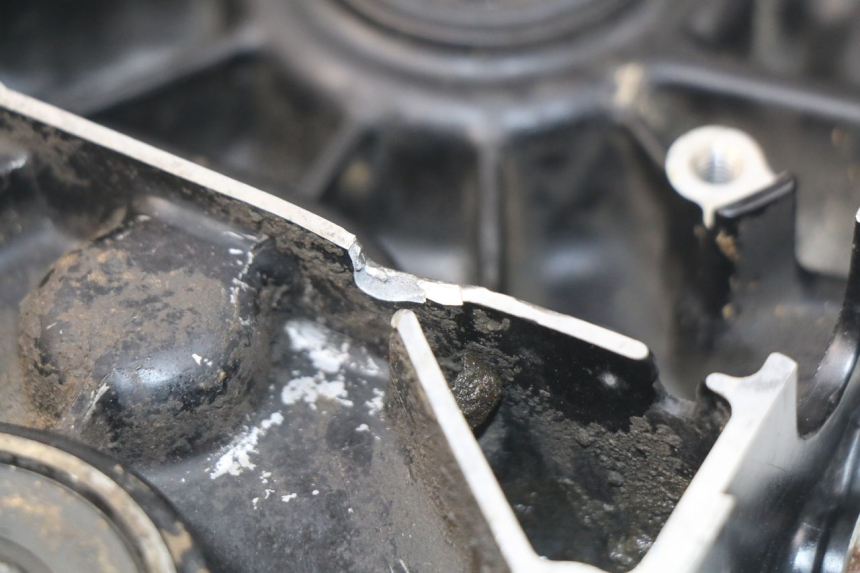 photo de CARTER MOTEUR GAUCHE SUZUKI JR 80 (2001 - 2006) - Points de fixation