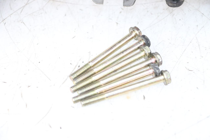 photo de CARTER MOTEUR GAUCHE PEUGEOT KISBEE 2T 50 (2010 - 2017) - Focus structure