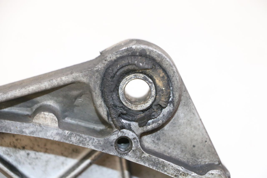 photo de CARTER MOTEUR GAUCHE PIAGGIO NEW TYPHOON 50 (2010 - 2017) - Points de fixation