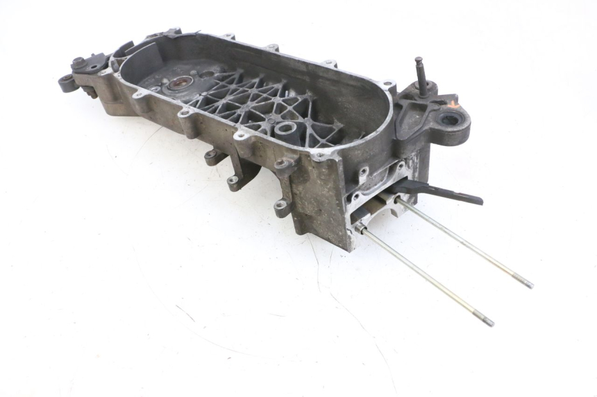 photo de CARTER MOTEUR GAUCHE SYM ORBIT III 3 4T 50 (2021 - 2025) - Zoom état d’usage