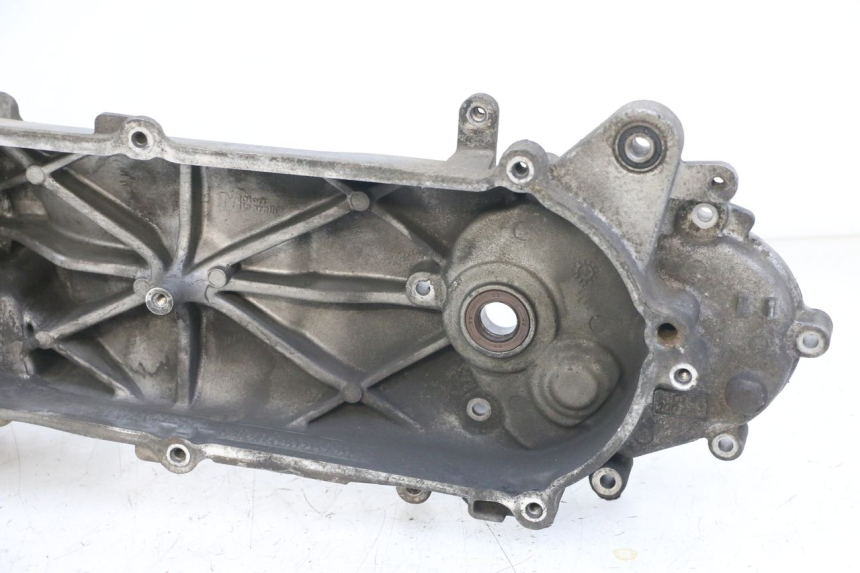 photo de CARTER MOTEUR GAUCHE MBK OVETTO 4T 50 (2008 - 2016) - Vue d’ensemble