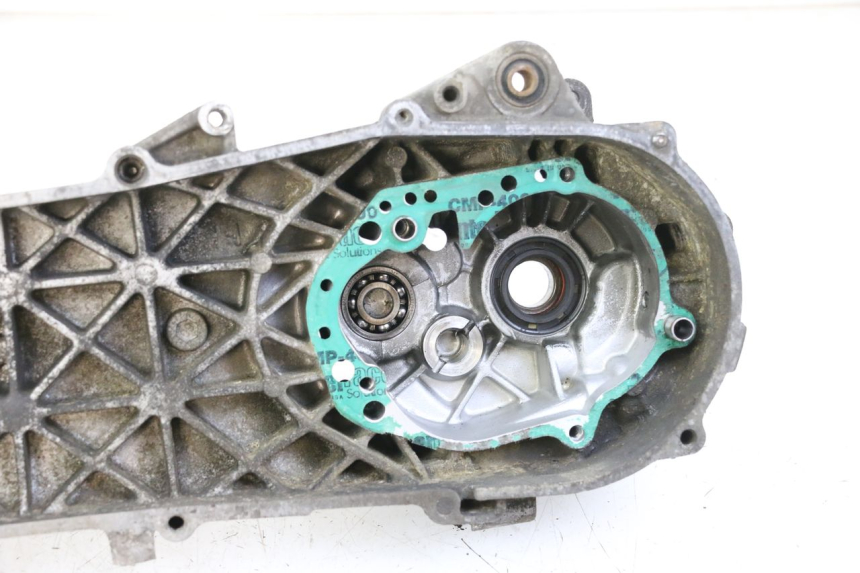 photo de CARTER MOTEUR GAUCHE PEUGEOT TKR TREKKER FURIOUS 50 (2005 - 2014) - Vue rapprochée