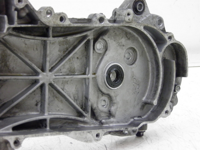 photo de CARTER MOTEUR GAUCHE ROADSIGN WALLABY 50 (2009 - 2014) - Autre angle de vue