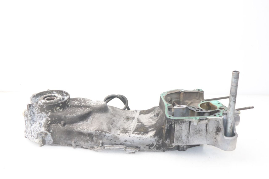 photo de CARTER MOTEUR GAUCHE APRILIA SCARABEO GT 125 (1999 - 2007) - Zoom état d’usage