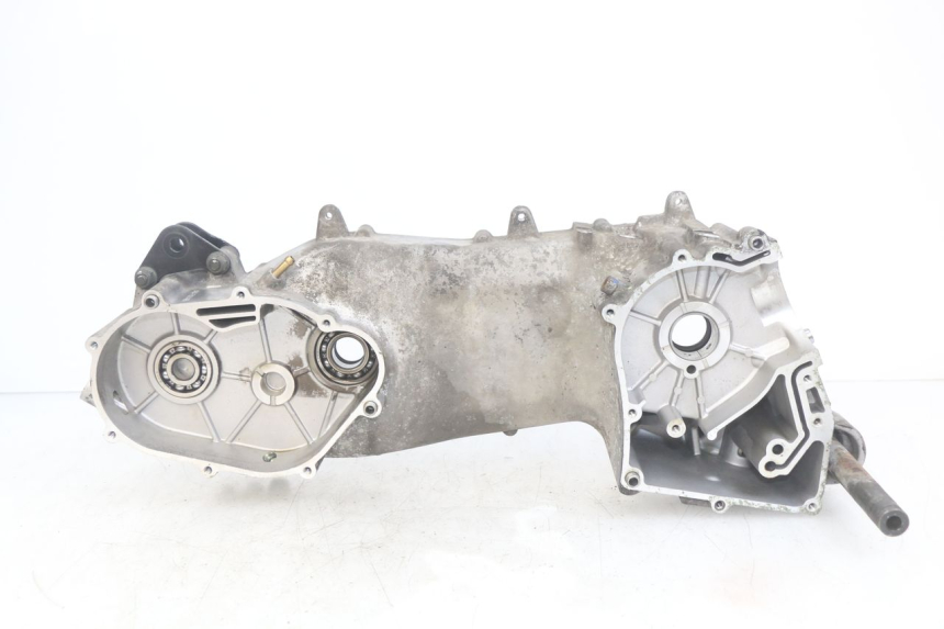 photo de CARTER MOTEUR GAUCHE APRILIA SCARABEO LIGHT 125 (2007 - 2011) - Zoom composants