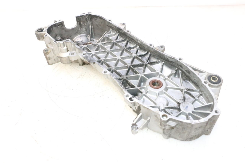 photo de CARTER MOTEUR GAUCHE APRILIA SR 2T 50 (2012 - 2017) - Détails caractéristiques