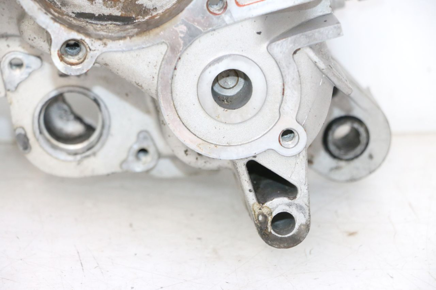 photo de CARTER MOTEUR GAUCHE APRILIA SR 2T 50 (2012 - 2017) - État de surface