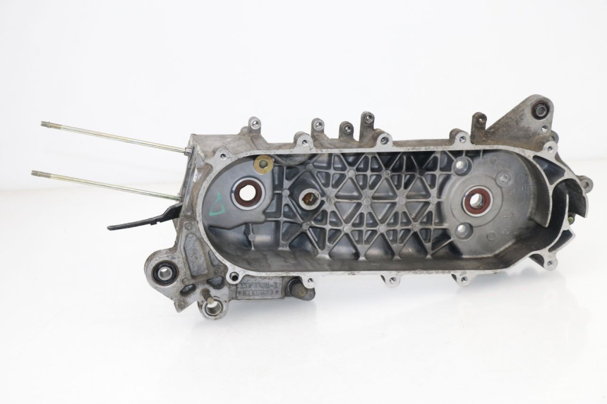 photo de CARTER MOTEUR GAUCHE SYM FIDDLE 2 50 (2008 - 2013) - Vue principale