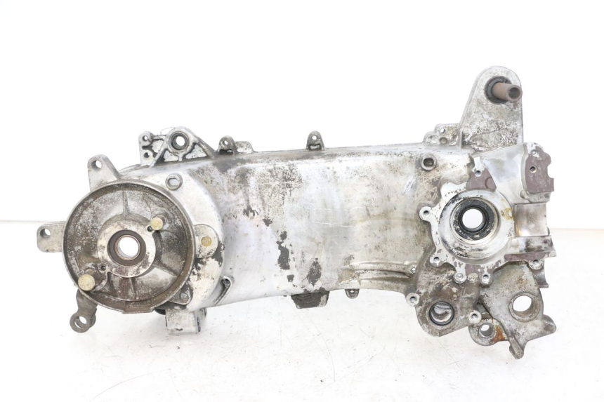 photo de CARTER MOTEUR GAUCHE PEUGEOT VIVACITY NEW 2T 50 (2008 - 2017) - Marquages et références