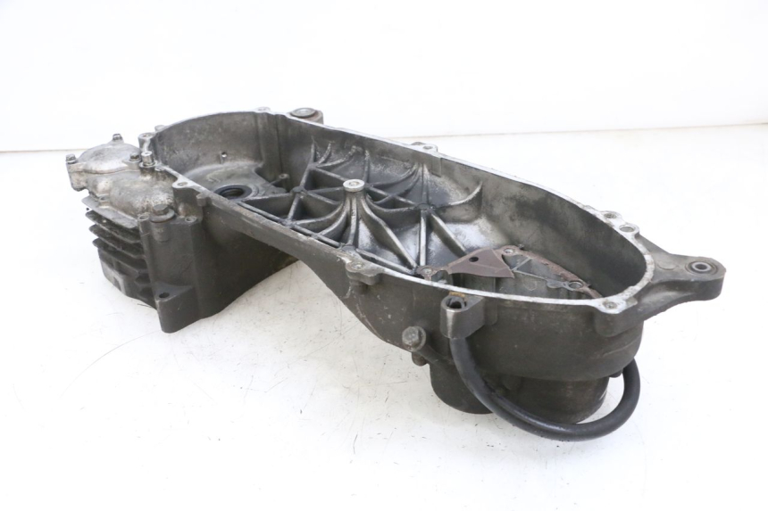 photo de CARTER MOTEUR GAUCHE YAMAHA X-MAX XMAX 125 (2010 - 2013) - État de surface