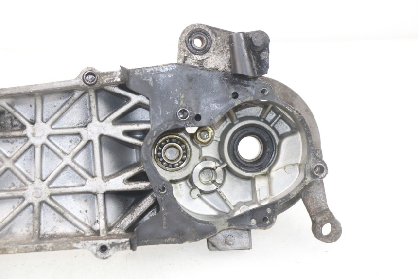 photo de CARTER MOTEUR GAUCHE PEUGEOT ZENITH 50 (1994 - 1999) - Marquages et références