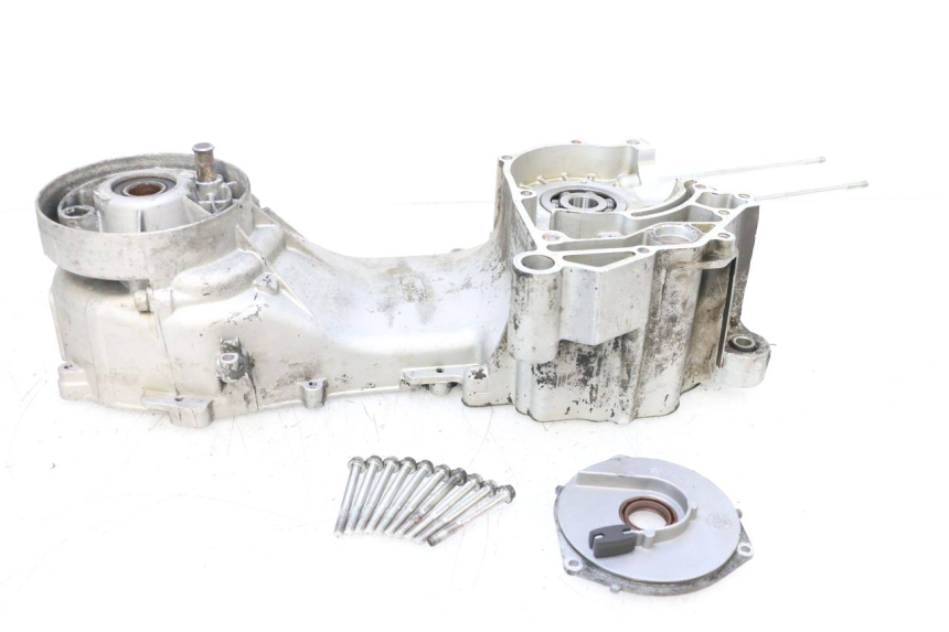 photo de CARTER MOTEUR GAUCHE PIAGGIO ZIP 4T 50 (2018 - 2020) - Marquages et références