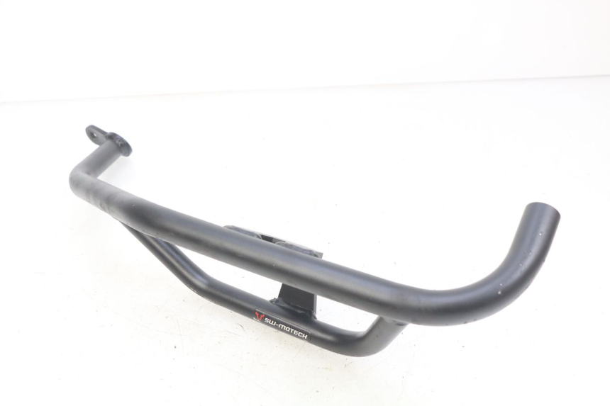 photo de CARTER PARE CYLINDRE HONDA CB R 1000 (2018 - 2023) - Gros plan technique