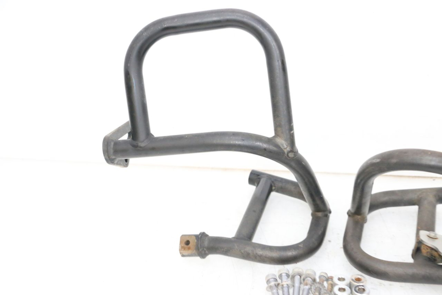 photo de CARTER PARE CYLINDRE YAMAHA FJR ABS 1300 (2006 - 2012) - Gros plan technique