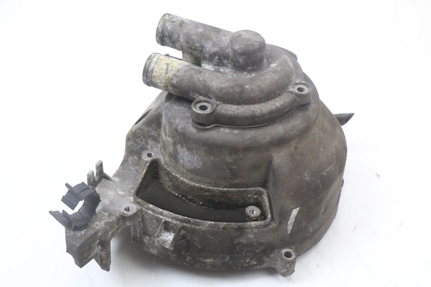 photo de CARTER POMPE A EAU PIAGGIO MP3 125 (2006 - 2014) - Gros plan technique